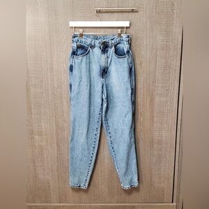 Vintage 80’s Chic Acid Wash High Waist Mom Jeans